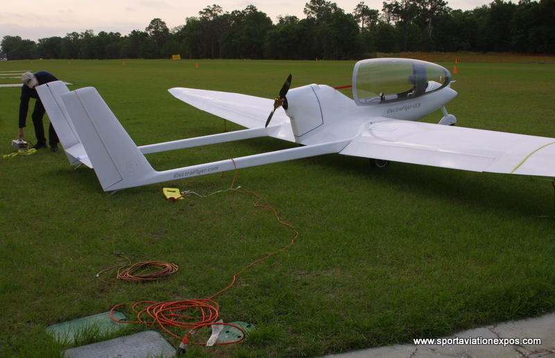 Electraflyer ULS battery powered ultralight motor glider by Randall Fishman, Sport Aviation Expos.